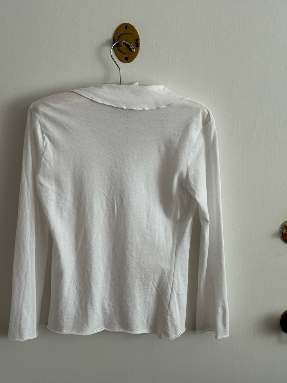 Velvet by Graham & Spencer White V-Neck Long-Sleeve Soft Top - Picture 4 of 6